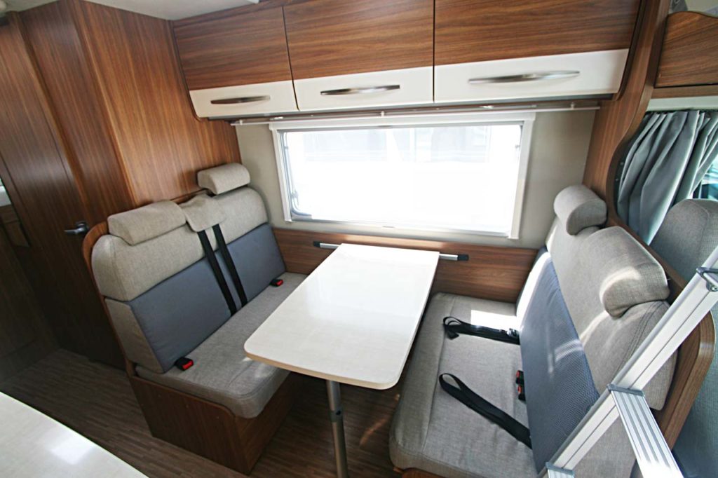 Dicas para dirigir um motorhome pela primeira vez