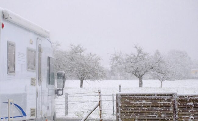 Autocaravana_nieve A la nieve en autocaravana