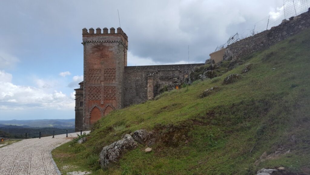 5 destinos para viajar en autocaravana en otoño e invierno: Sierra de Aracena