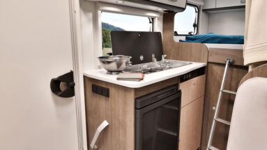 Autocaravan Express - Carado V-132 Pro+